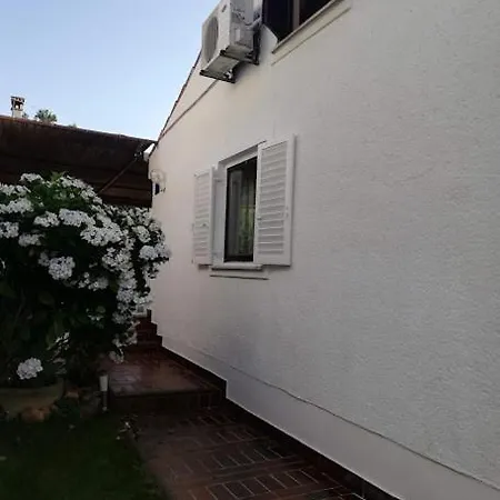 Apartment Studio Apartman Meli
